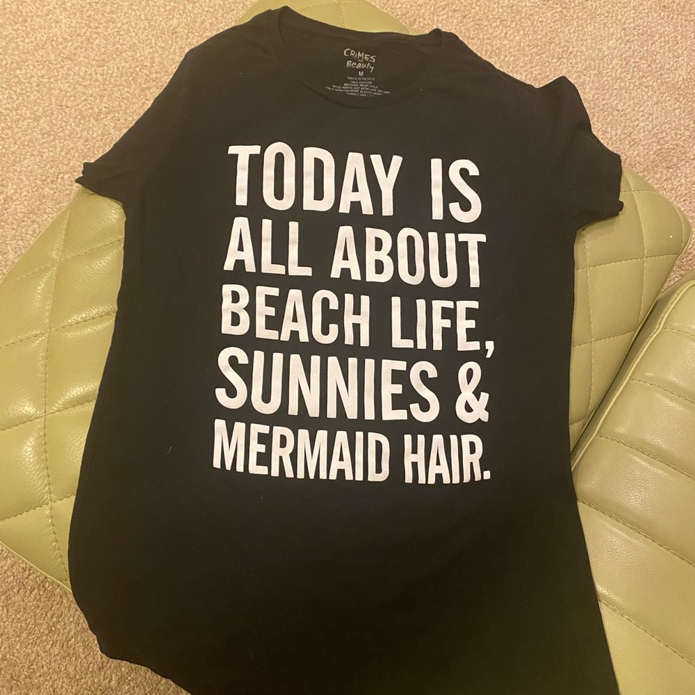 Crimes of Beauty- Ladies T-Shirt Size M